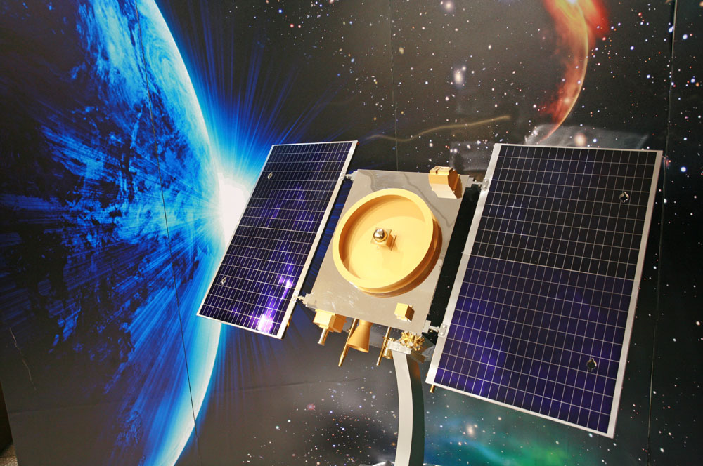 “试验卫星三号”模型