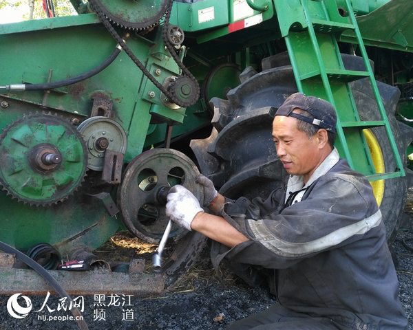 鸭绿河农场多少人口_鸭绿河农场开展 把健康带回家 流动人口关怀关爱活动(2)