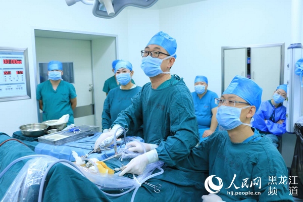 甲状腺治疗排名医院_甲状腺结节图片(2)