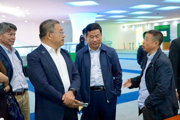 哈尔滨银行2018年度反向路演成功举行