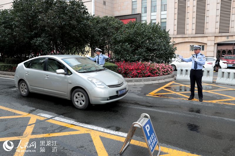 哈尔滨人口2018_我国的 超大城市 之广州和成都,城区常住人口均在1100万以上