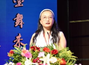 中國石墨烯產業技術創新戰略聯盟副秘書長李萍致辭