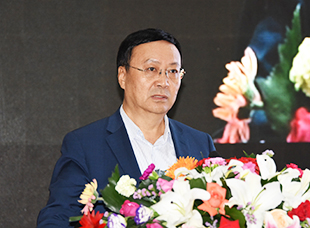 中國社會科學院副院長高培勇發言
