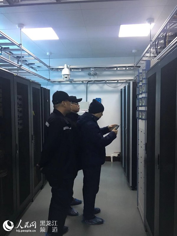 黑龍江省無線電管理機構開展年春節守護行動，排查無線電信號。