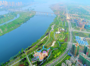 黑龙江省建投集团承建，鲁班奖工程四川遂宁河东新区海绵城市项目。