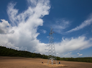 国网嘉荫供电公司为嘉荫县“十三五”期间实现高质量发展提供强有力的电力保障。