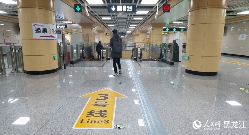哈尔滨地铁3号线东南半环于11月26日正式开通载客试运营。