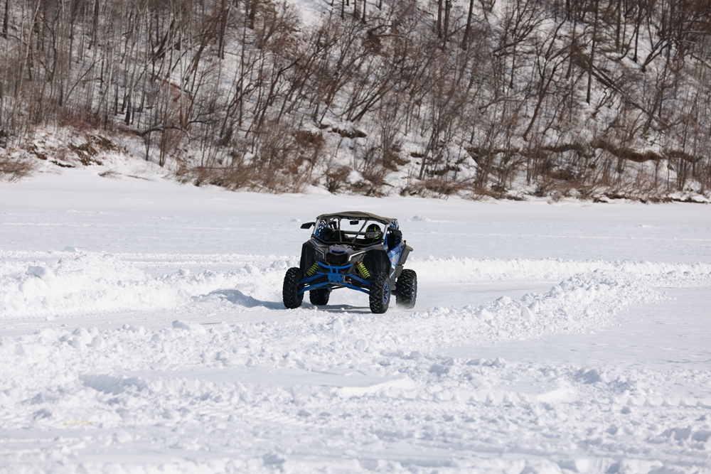 第十八届中国·漠河国际冰雪汽车越野赛开赛
