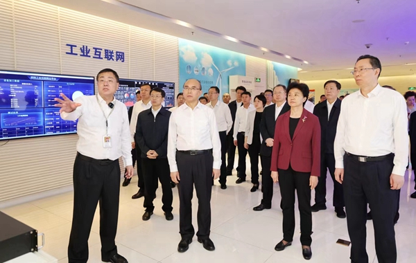 黑龙江省党政代表团在研祥智能科技股份有限公司考察