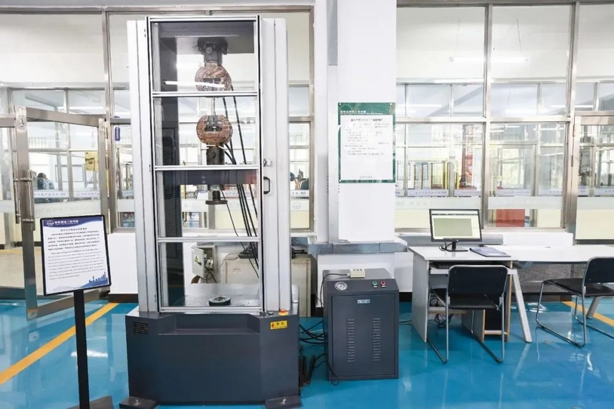 哈爾濱華德學院現代焊接產業學院實訓空間。