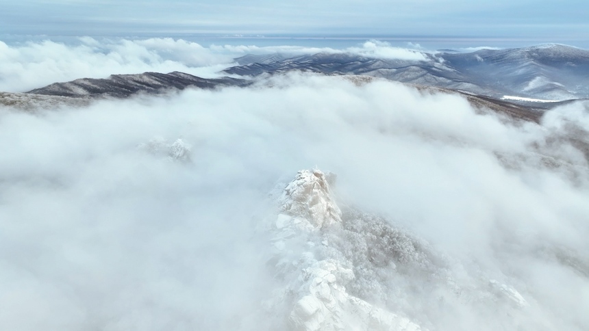 黑龙江集贤：雪后山川景色新