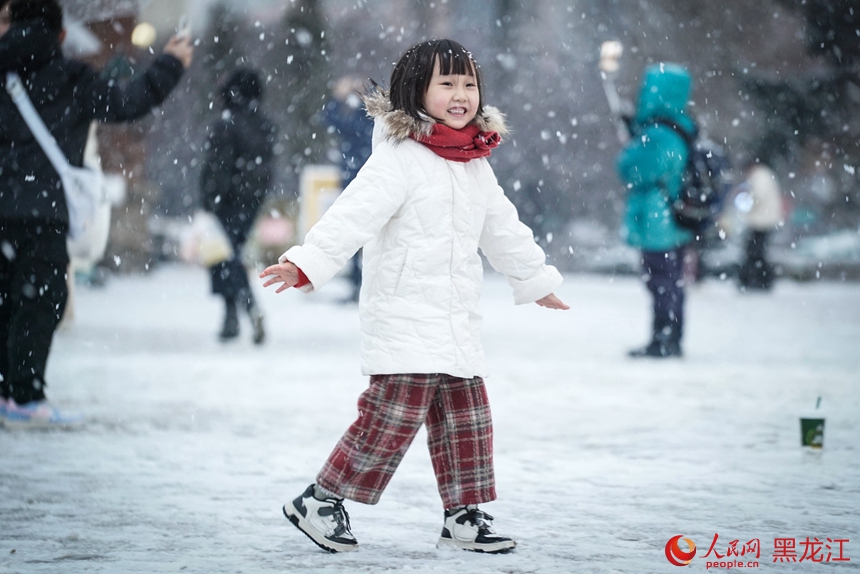 三月冰城，邂逅浪漫春雪