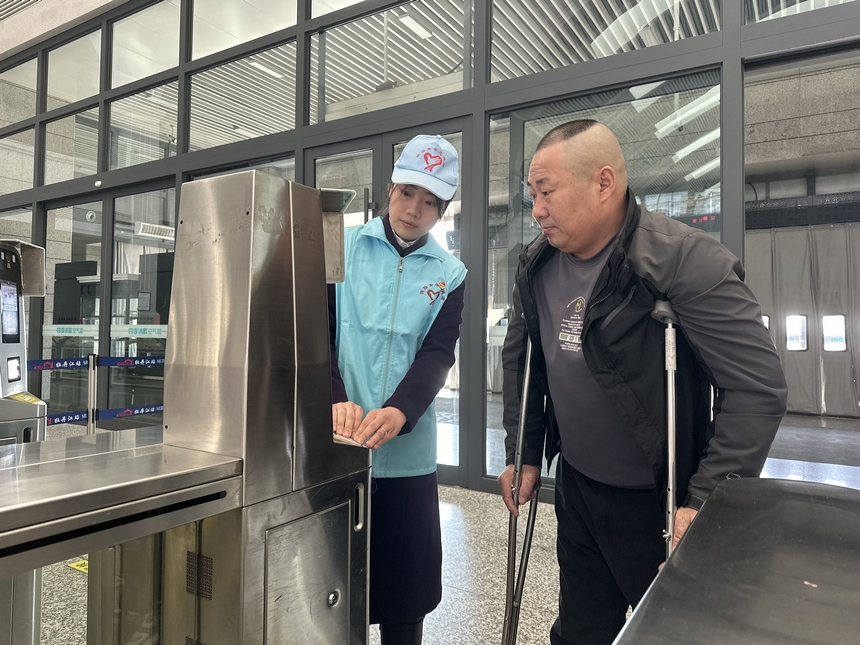 哈铁清明假期恢复开行30.5对旅客列车