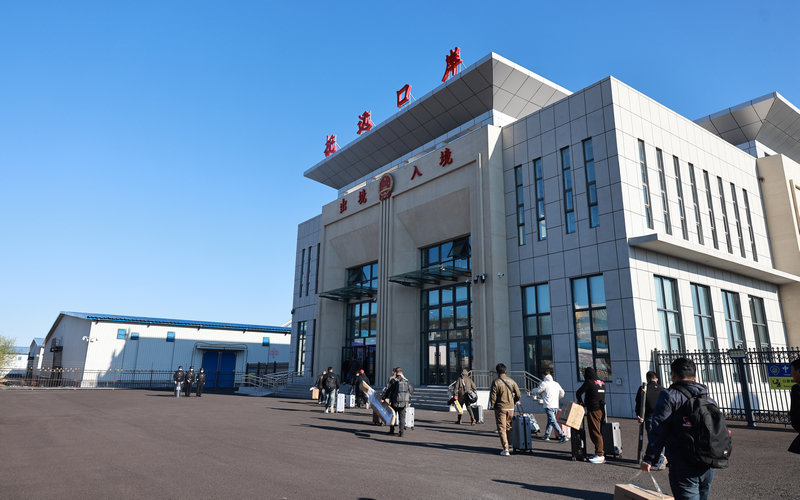 黑龙江抚远口岸客运航线迎来2024年首航