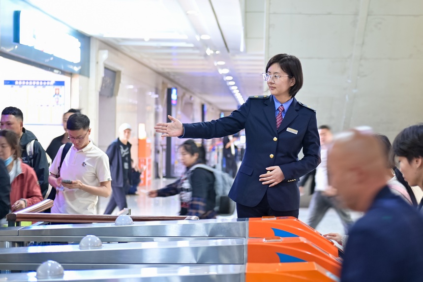 端午假期哈鐵預計發送旅客近180萬人次