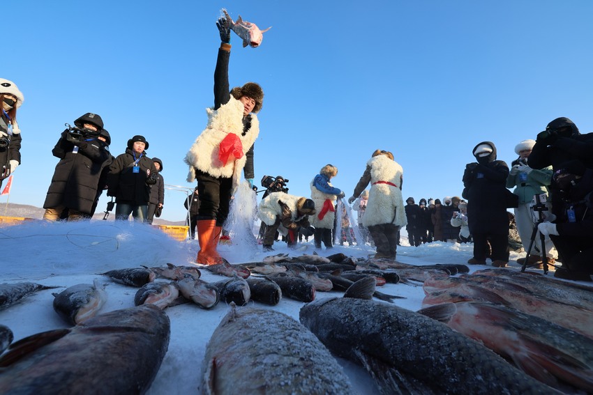 黑河市启动冰雪旅游“百日行动”暨“极境冰雪 蝶舞黑河”冰雪季