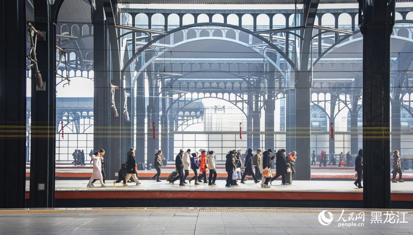2025年春运温暖启程 哈铁春运预计发送旅客1172万人次
