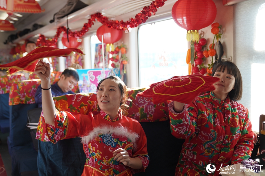 新春走基層丨“列車大集”溫暖啟程