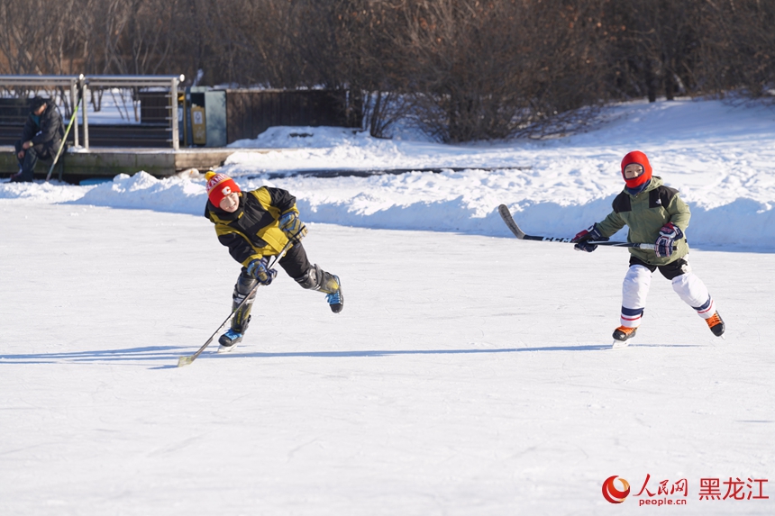 哈爾濱迎來全民冰雪熱