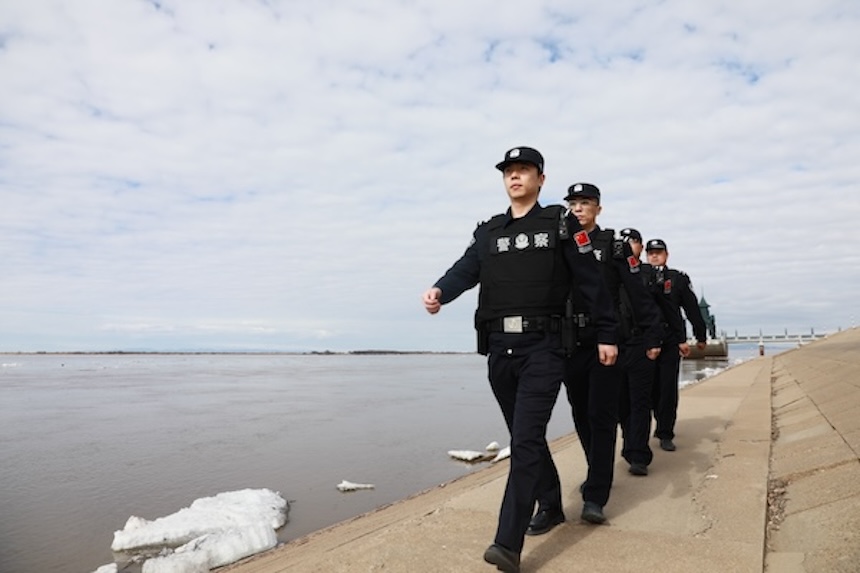 中俄界江烏蘇裡江、黑龍江全線進入“文開江”