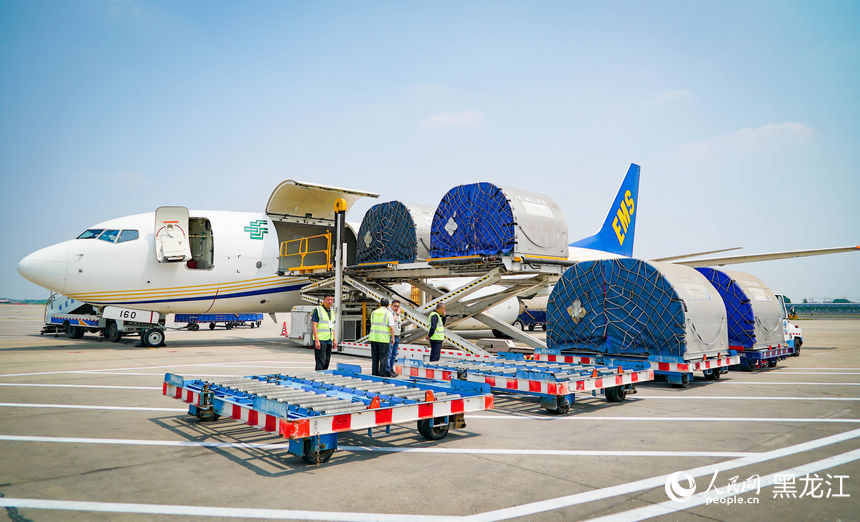 中国邮政“哈尔滨—青岛—南京”正班往返货运航线正式开通