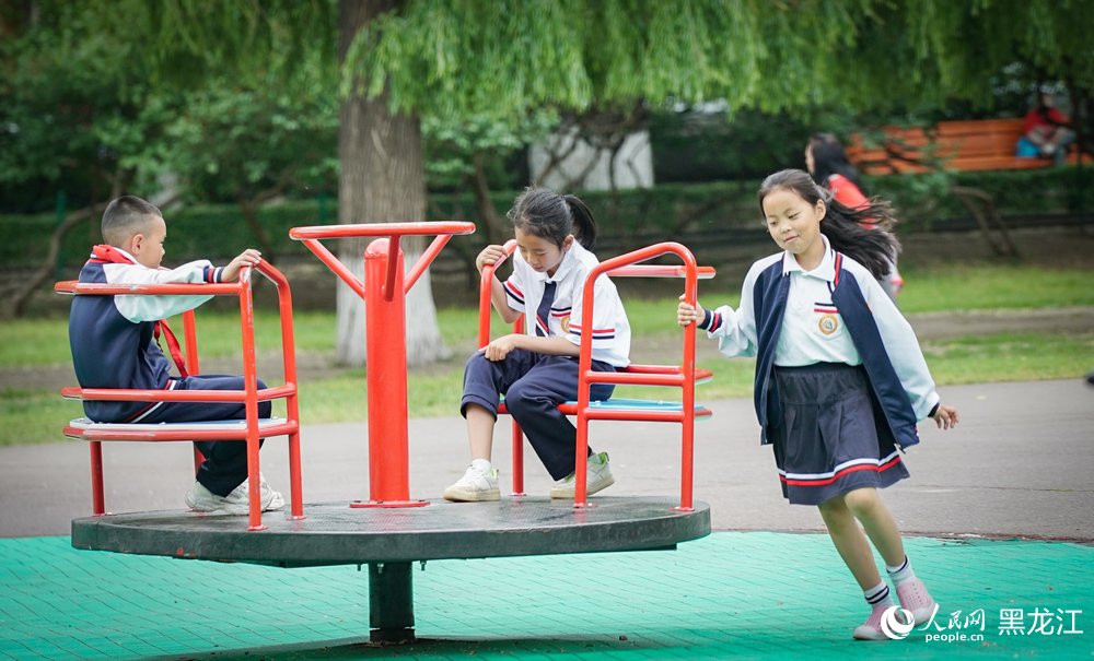 哈尔滨：缤纷夏日 畅享童趣