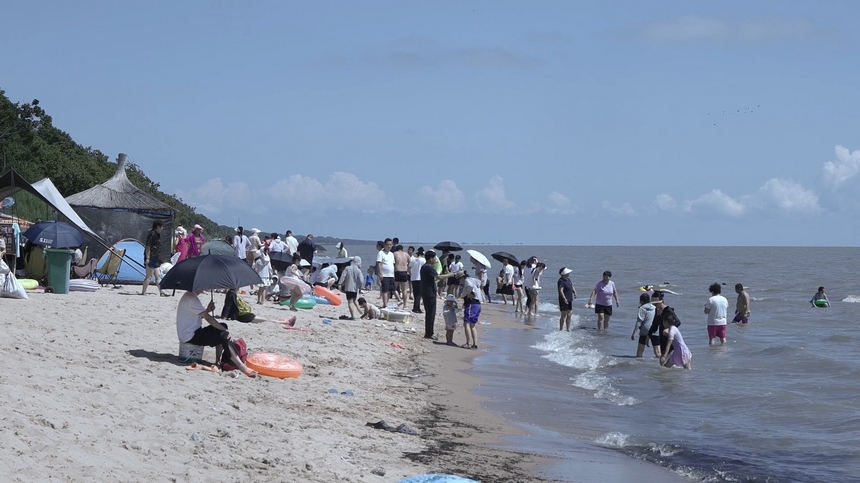 兴凯湖旅游旺季“热”起来