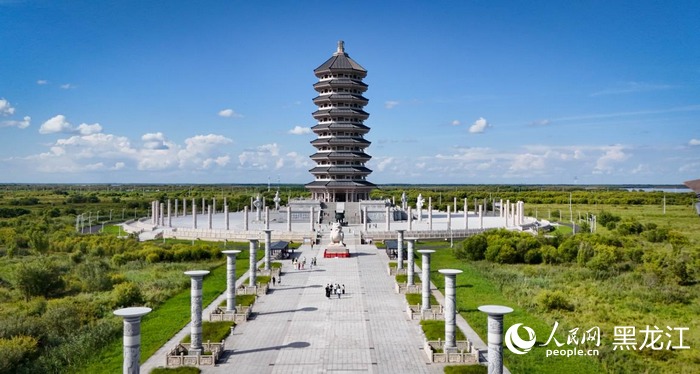 東極寶塔享有“東方第一塔”的美譽。人民網記者 蘇靖剛攝