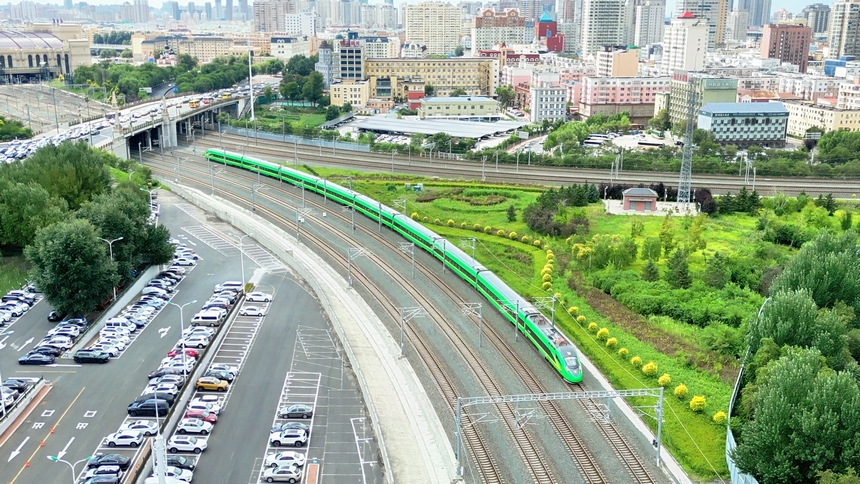 哈铁2025年暑运收官 累计发送旅客2064万人次