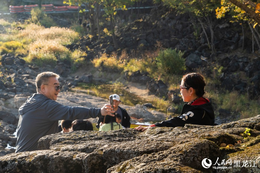 牡丹江：景区人气旺 秋日魅力足