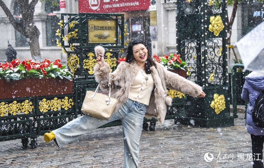 哈尔滨：深秋迎降雪