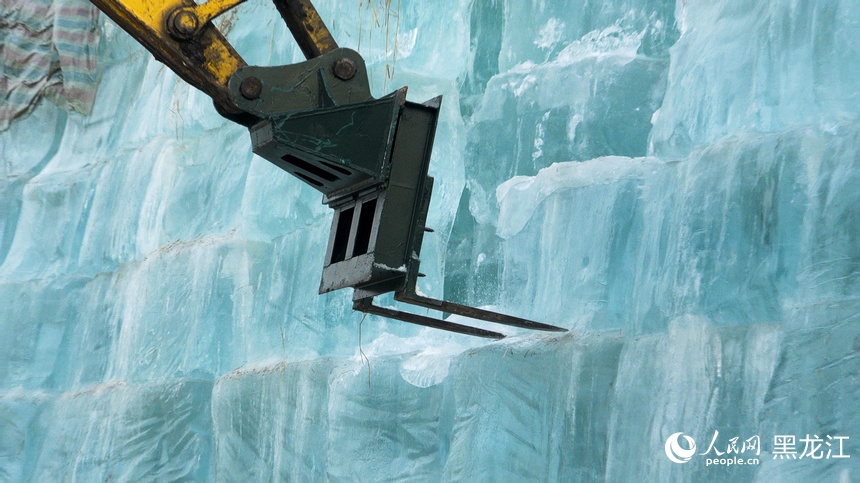 第二十七届哈尔滨冰雪大世界即将开工 20万立方米存冰正式启用
