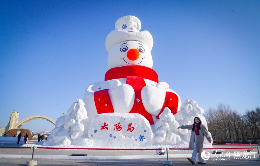 “冰雪+萌宠”即将亮相 第38届哈尔滨太阳岛雪博会紧锣密鼓建设中