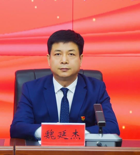 绥化市文化广电和旅游局党组成员、副局长魏延杰。