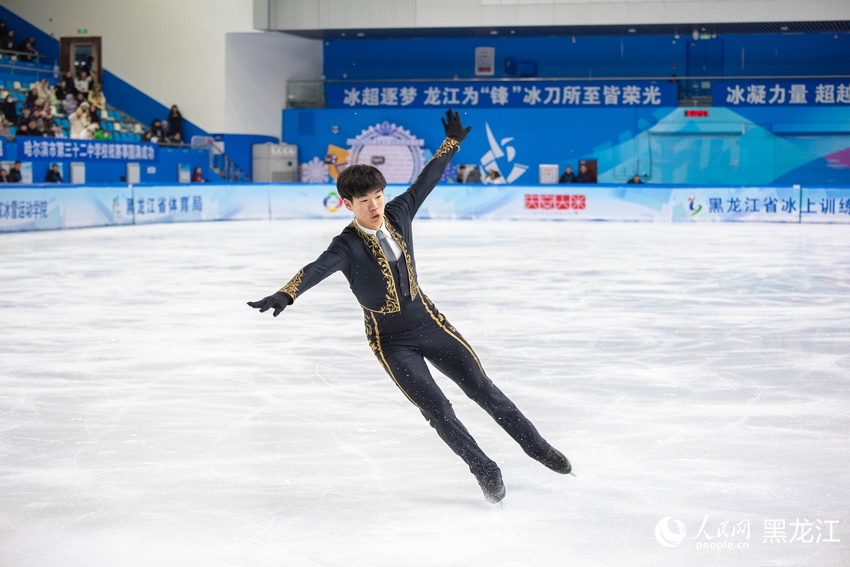 2025—2026賽季全國花樣滑冰錦標賽在哈爾濱啟幕