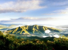 湯原鷹山風光