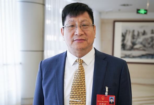 黑龙江省人大代表张贵海：打造冰雪旅游“1号线” 串珠成链释放冰雪产业新动能