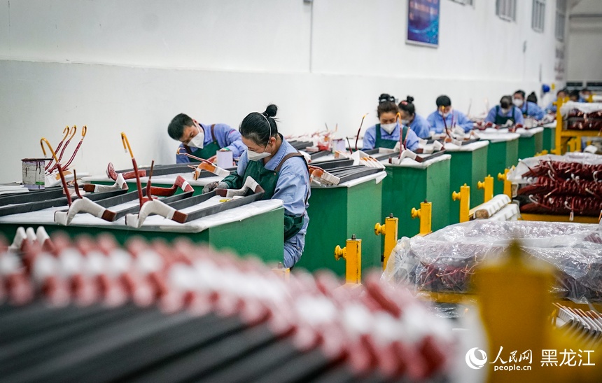 黑龙江佳木斯：工业生产“春潮”涌动