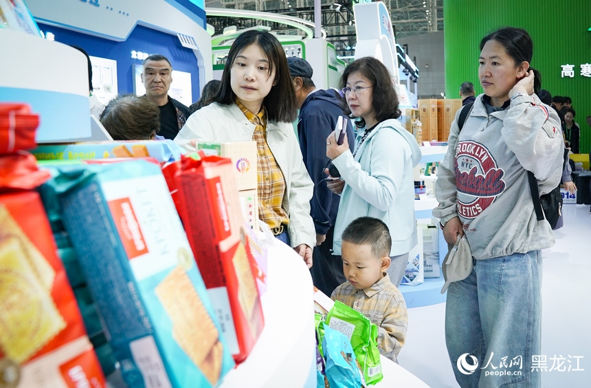 绥芬河： 双会场联动展示百年口岸风采 