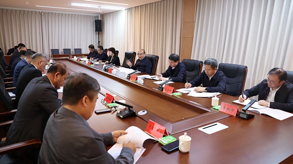 省委書記許勤主持召開包聯企業座談會