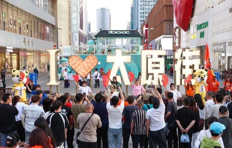 足球赛场变文旅展台 鸡西借“东北超”出圈引客来