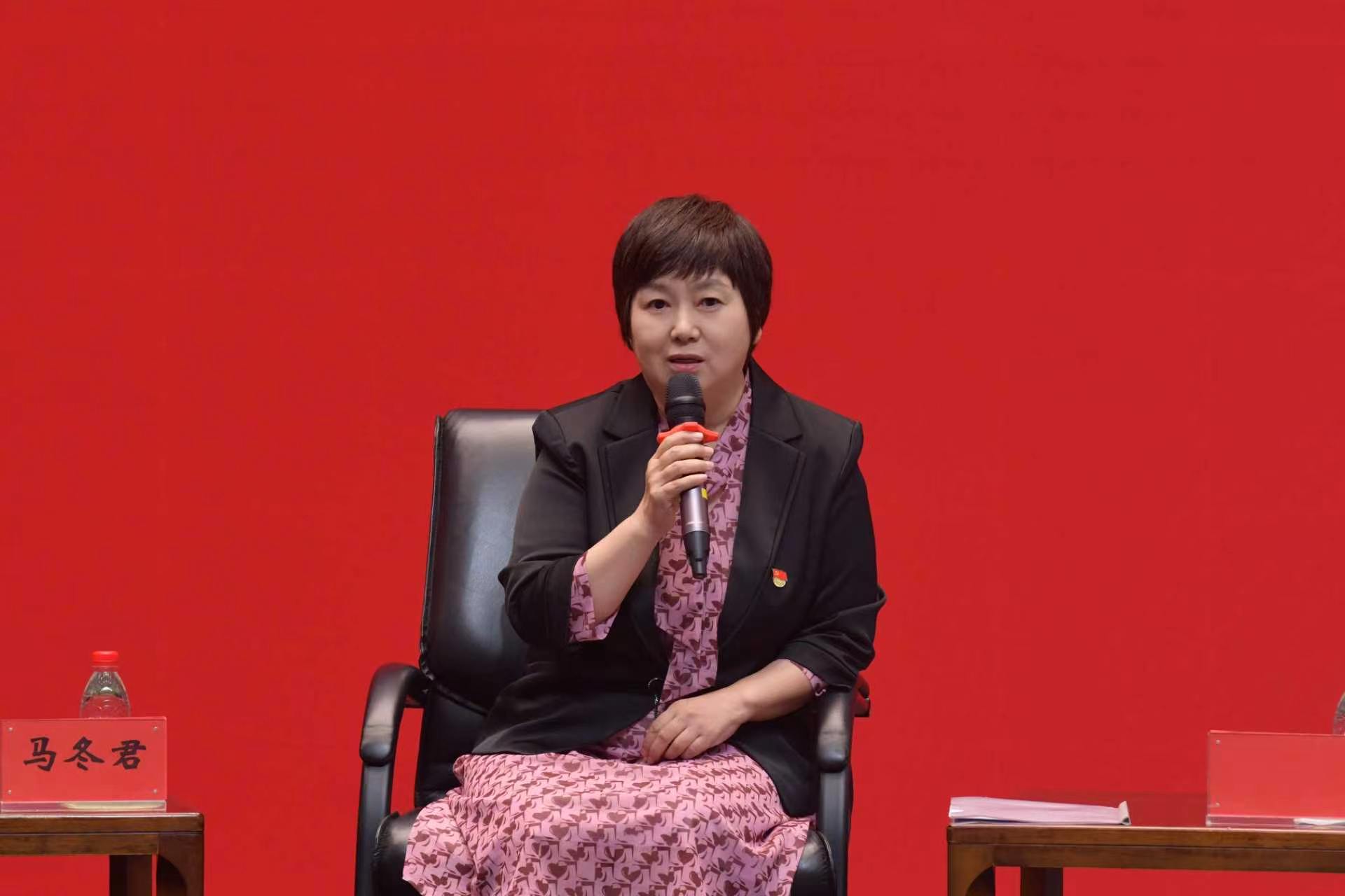黑龙江省农村专业技术协会秘书长、黑龙江省农业科学院科技推广处处长马冬君。纪勇摄