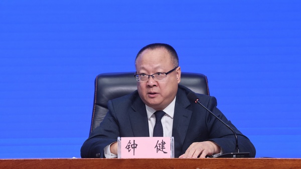 齐齐哈尔市医疗保障局局长钟健。张澍摄