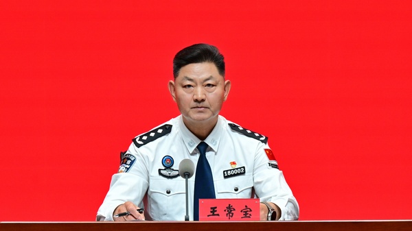 黑龙江出入境边防检查总站党委副书记、政治委员王常宝。李鹏举摄